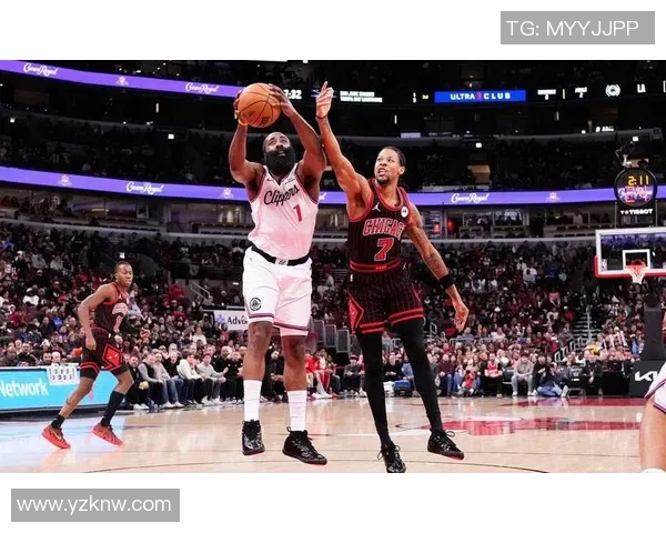 快船4连败！布克21+9格林伤退，科林斯大迸发，哈登13+13全队最低